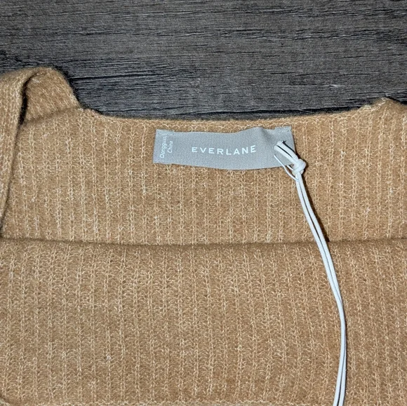 Everlane NWT The Cozy-Stretch Cropped Wool Yak Tank in Camel Tan S,M,L - Picture 5 of 12